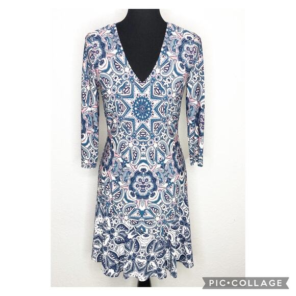 Eliza J white pink blue mandela graphic v neck dress size 4 - Picture 1 of 15